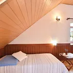 بيت للعطل Stone House With Garden, Seaview !!