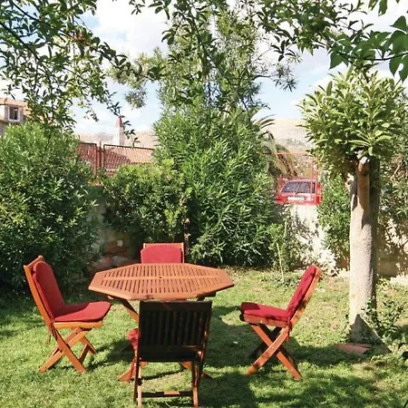 Casa vacanze Stone House With Garden, Seaview !! *